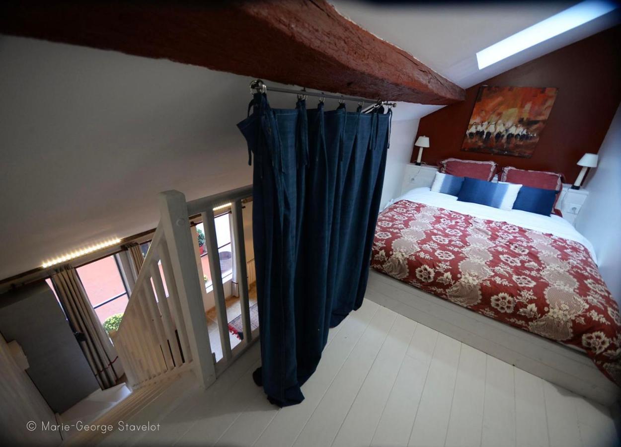 Villa Voyage… Noyers-sur-Serein Exterior foto